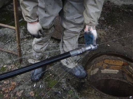 Чистка и промывка канализации стоимость услуг и где заказать - Брянск